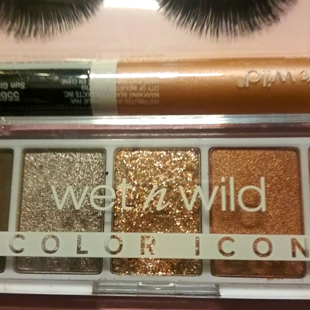 Spring makeup bundle, eyelashes, lip, eyeshadow set - Picture 2 of 4